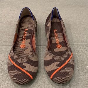 Rothy’s Taupe Camo flats